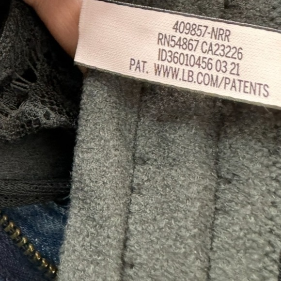 Victoria’s Secret Black Corset Top Size Small Romantic Goth Fairy Grunge Lace Up - Picture 10 of 11